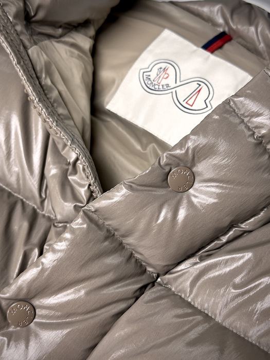 Clothing Moncler puffer jacket Black 018