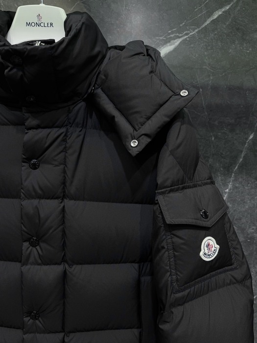Clothing Moncler puffer jacket Black 019