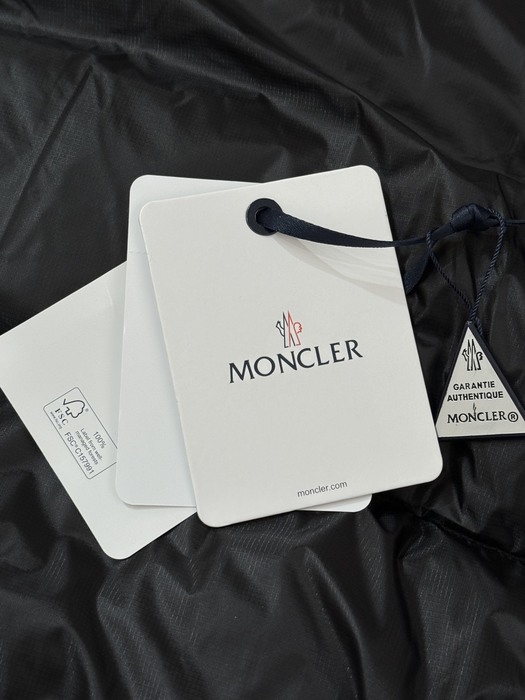 Clothing Moncler puffer jacket Black 020