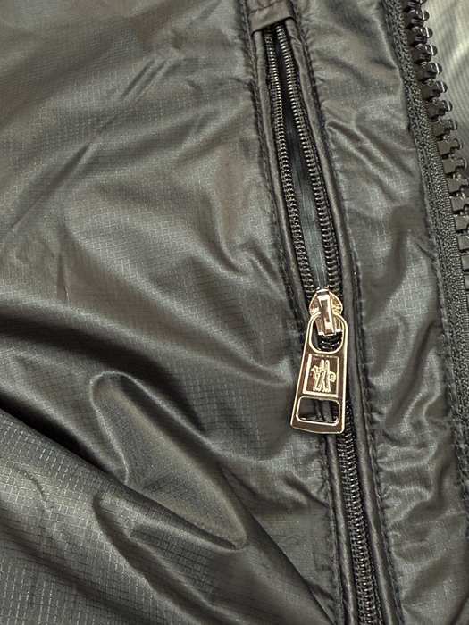 Clothing Moncler puffer jacket Black 020