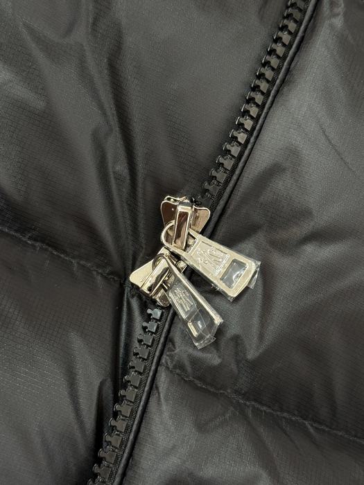 Clothing Moncler puffer jacket Black 020