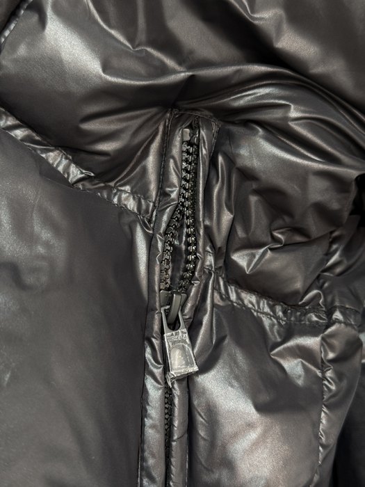 Clothing Moncler puffer jacket Black 022