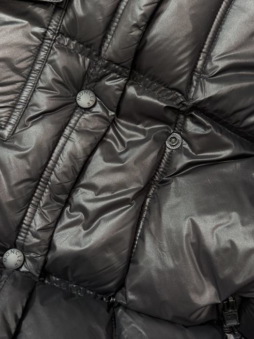 Clothing Moncler puffer jacket Black 022