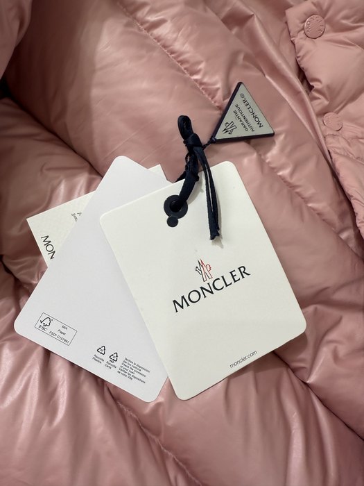 Clothing Moncler puffer jacket Black 023