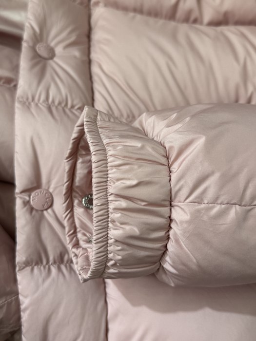 Clothing Moncler puffer jacket Black 023