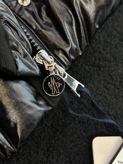 Clothing Moncler puffer jacket Black 025