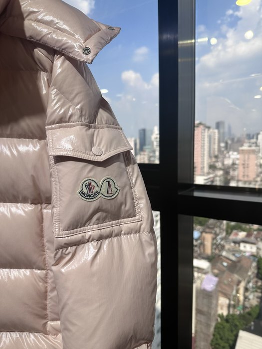 Clothing Moncler puffer jacket Black 028