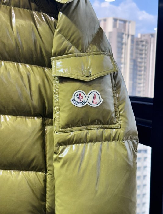 Clothing Moncler puffer jacket Green 001
