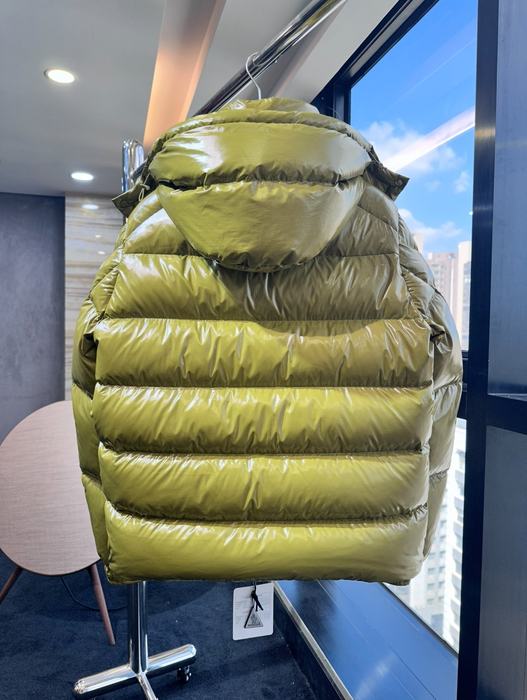 Clothing Moncler puffer jacket Green 001