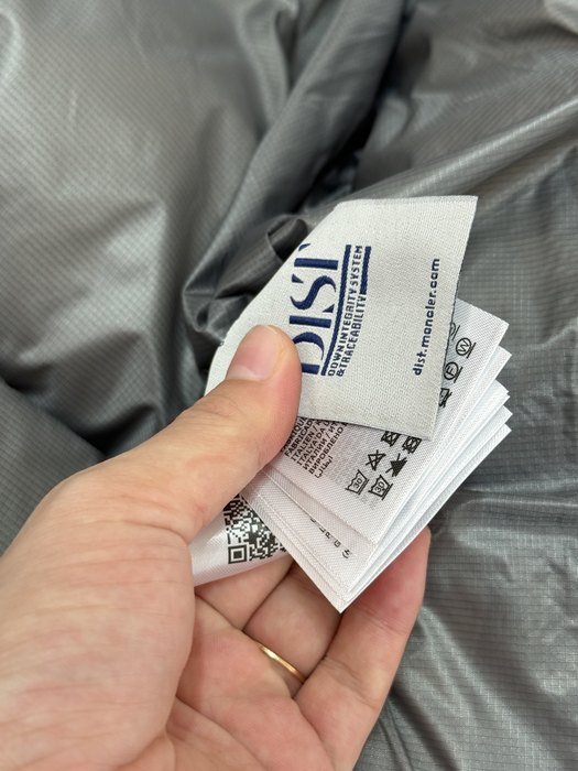 Clothing Moncler puffer jacket Grey 001