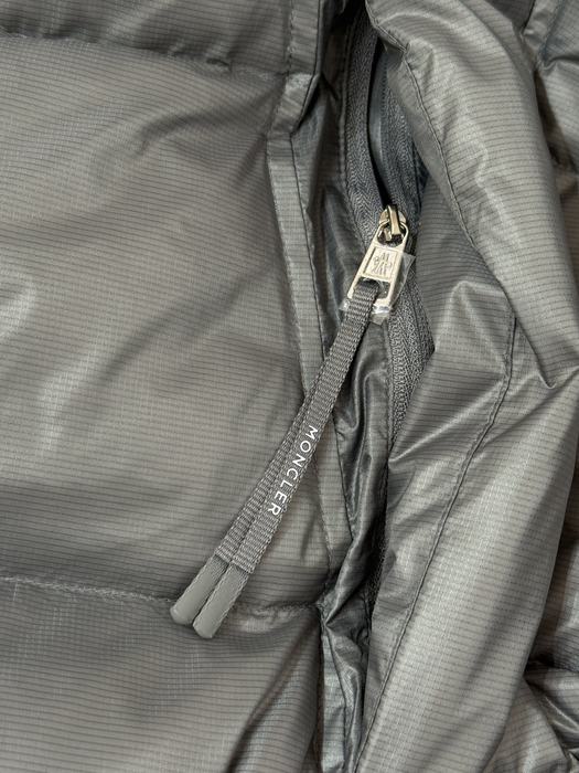 Clothing Moncler puffer jacket Grey 001