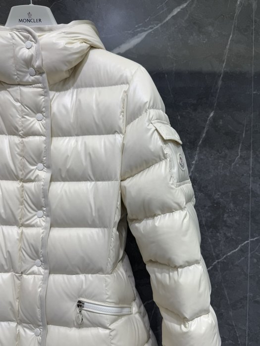 Clothing Moncler puffer jacket White 001