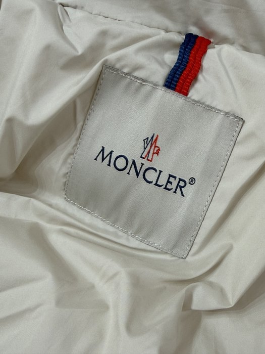 Clothing Moncler puffer jacket White 003