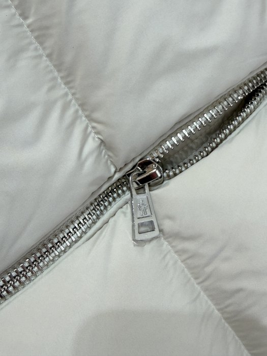 Clothing Moncler puffer jacket White 003