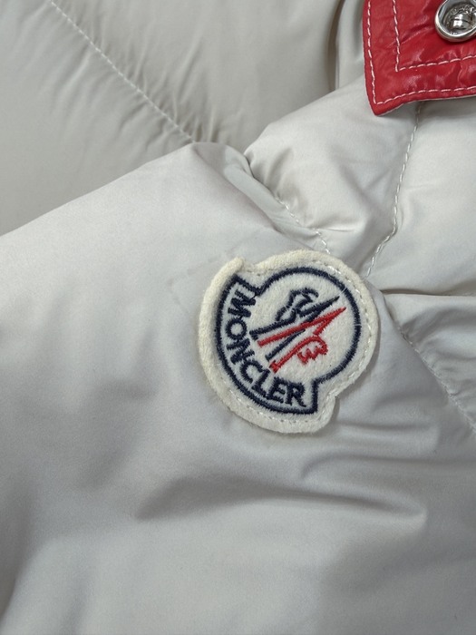 Clothing Moncler puffer jacket White 003