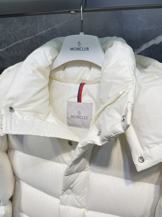 Clothing Moncler puffer jacket White 005