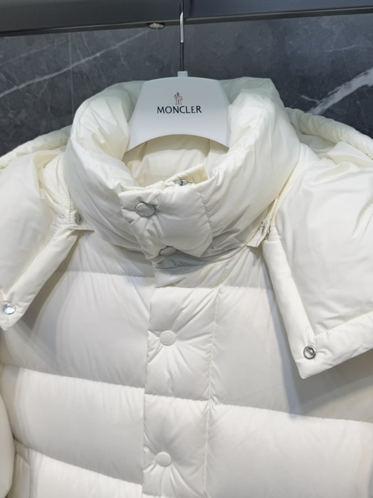 Clothing Moncler puffer jacket White 005