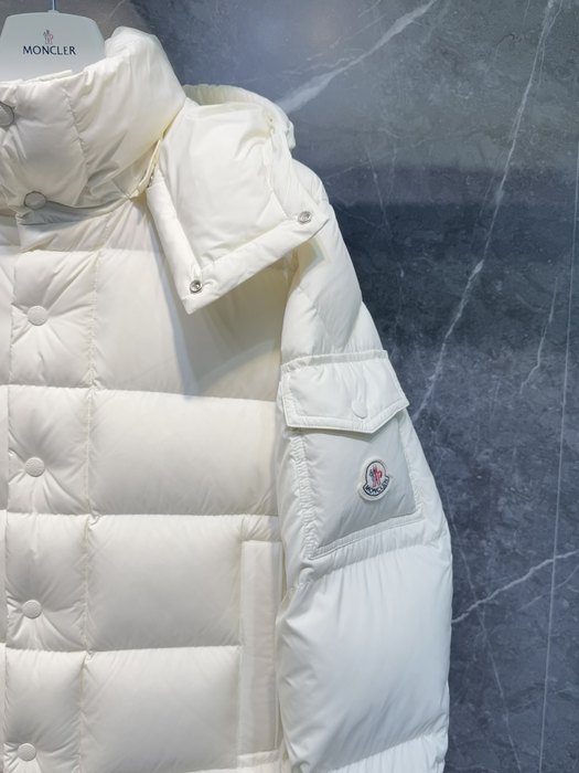 Clothing Moncler puffer jacket White 005