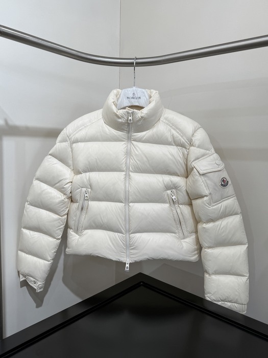 Clothing Moncler puffer jacket White 006