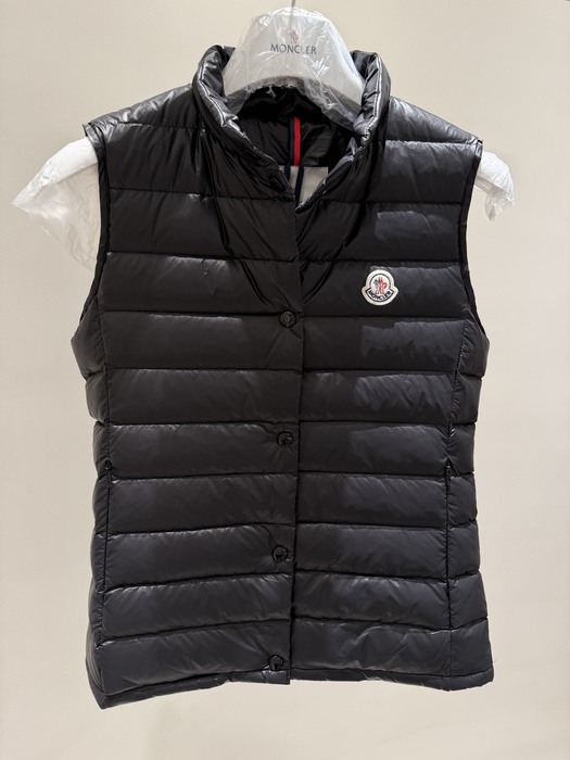 Clothing Moncler puffer vest Black 001