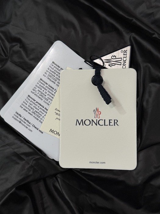 Clothing Moncler puffer vest Black 005