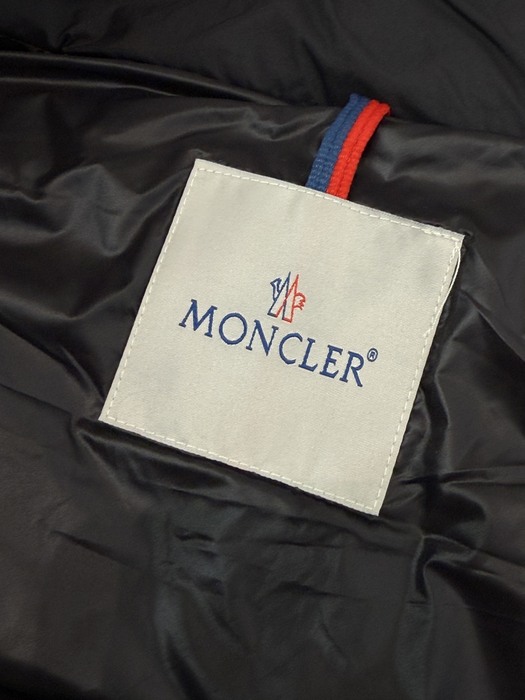Clothing Moncler puffer vest Black 005