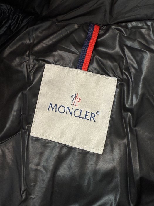 Clothing Moncler quilted down jacket Black