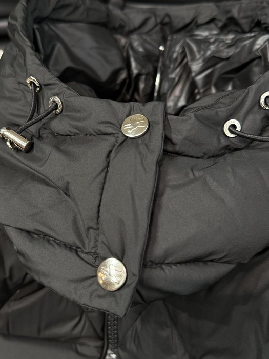 Clothing Moncler quilted down jacket Black
