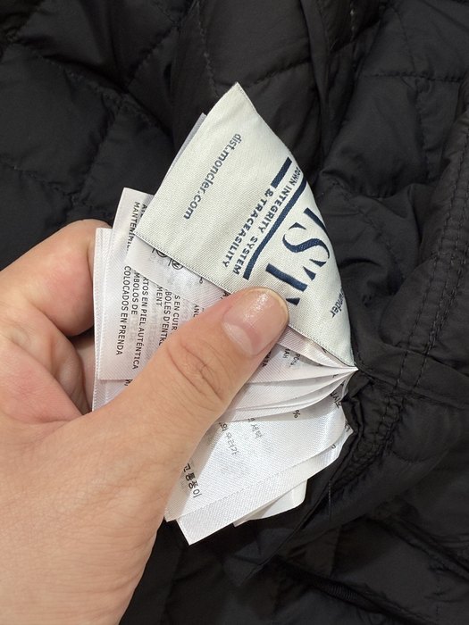 Clothing Moncler quilted jacket Black