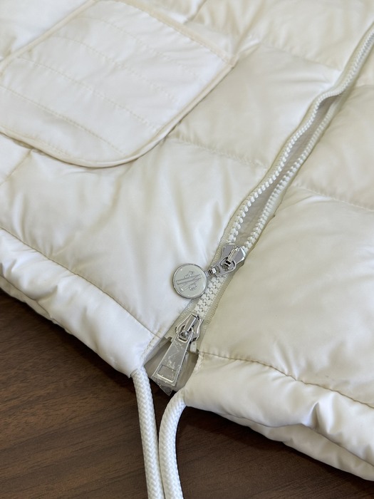 Clothing Moncler quilted knit jacket White