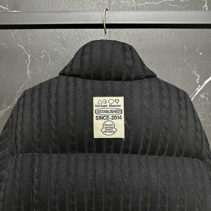 Clothing Moncler quilted padded jacket Black