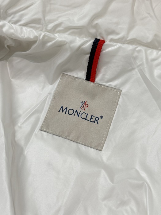 Clothing Moncler quilted puffer jacket White