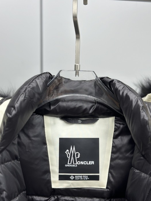 Clothing down jacket White 001