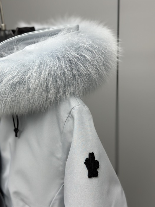 Clothing down jacket White