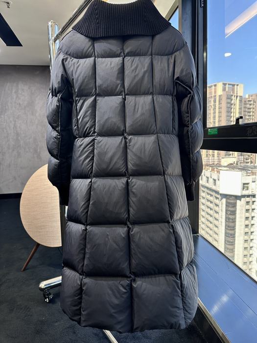 Clothing long puffer coat Black 001