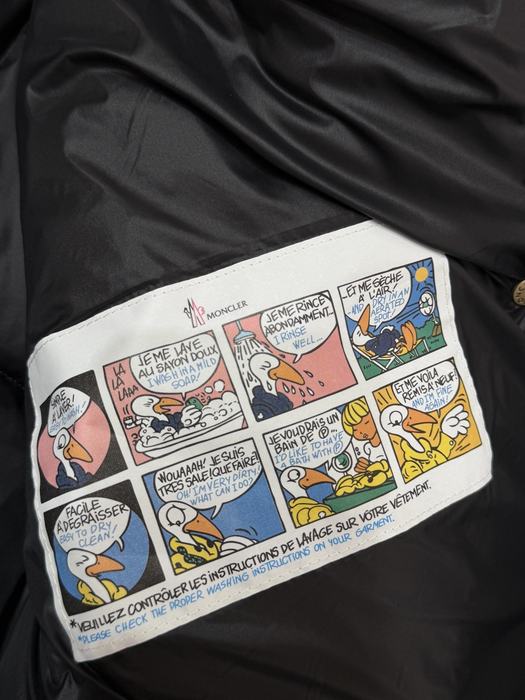 Clothing puffer jacket with fur shoulder patches Brown