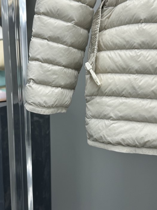 Clothing puffer jacket Beige 004