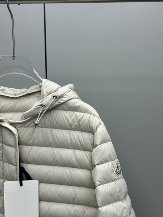 Clothing puffer jacket Beige 004