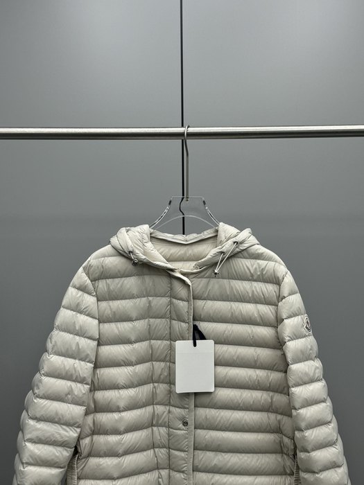 Clothing puffer jacket Beige 004