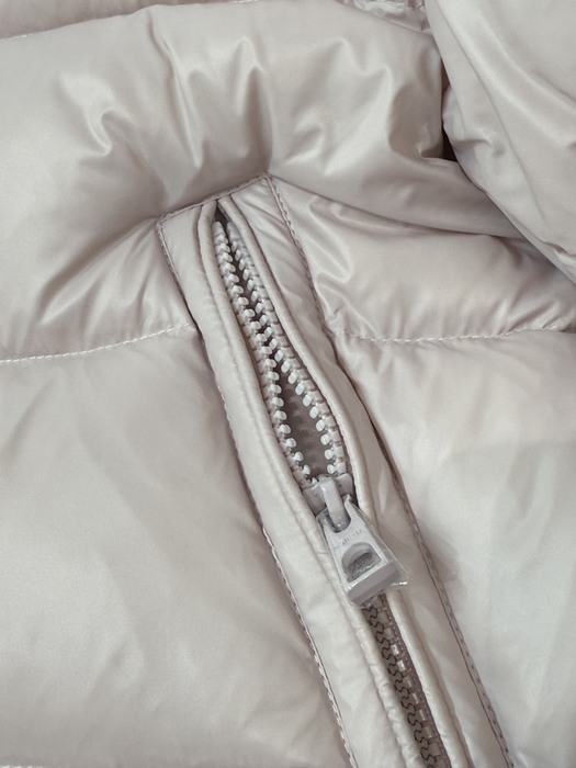 Clothing puffer jacket Beige