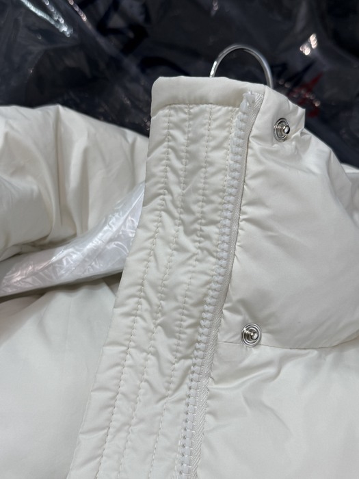 Clothing puffer jacket White 001