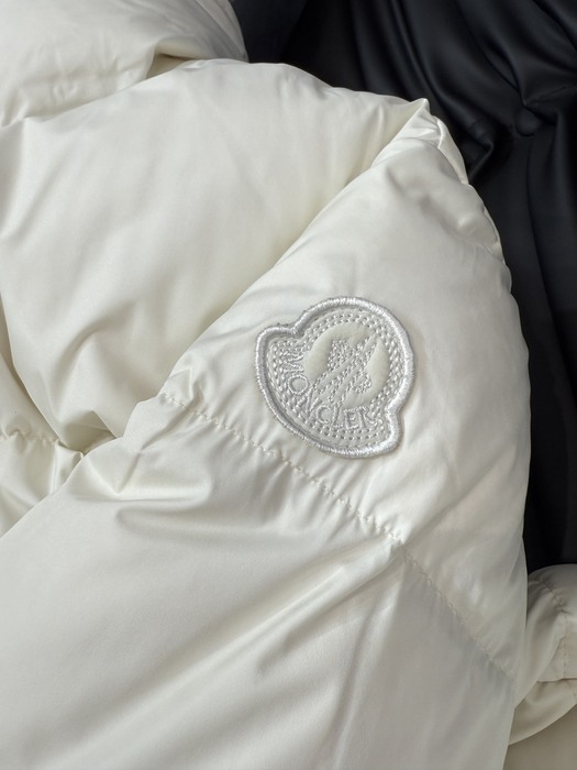 Clothing puffer jacket White 001