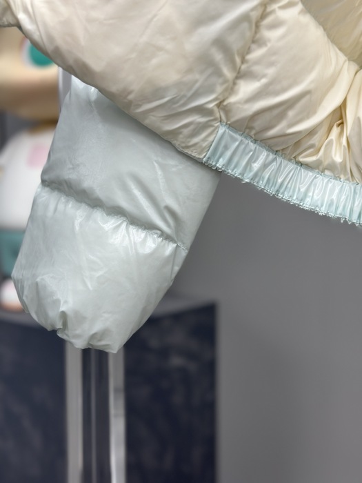 Clothing puffer jacket White 003