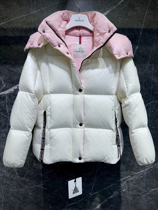 Clothing puffer jacket White