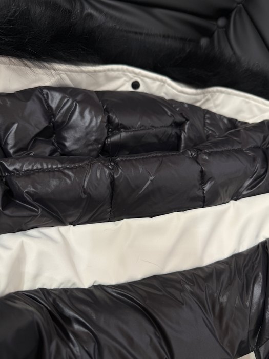 Clothing short parka coat White