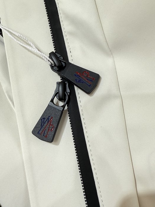 Clothing short parka coat White