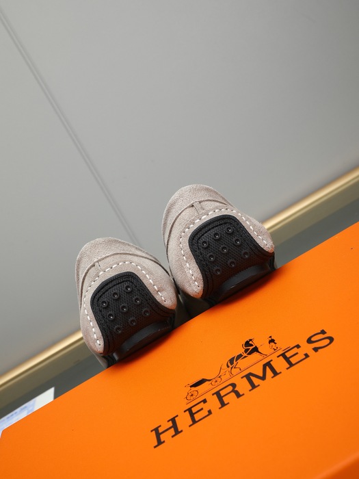 Shoes Hermès loafer Beige Size 38 44