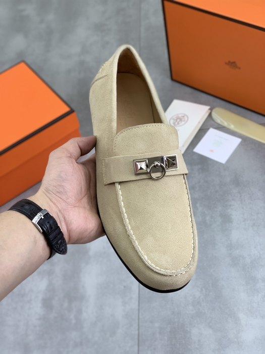 Shoes Hermès men's loafer Beige Size 39 44