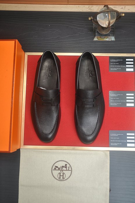 Shoes Hermès men's loafer Black Size 39 44 007