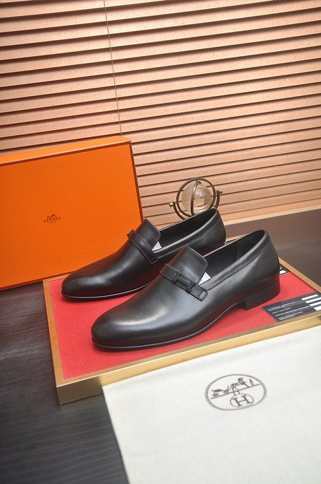 Shoes Hermès men's loafers Black Size 39 44 001